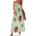 Robe maxi femme à motif coccinelles et herbe, longue et fluide, idéale pour l'été, les occasions formelles et les mariages.